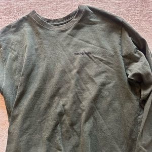 Patagonia Green Long Sleeve Tee Shirt